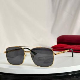 Picture of Gucci Sunglasses _SKUfw56787634fw